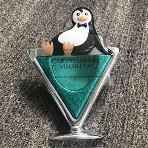 Bath and Body Works Scentportable car air freshener visor clip penguin martini